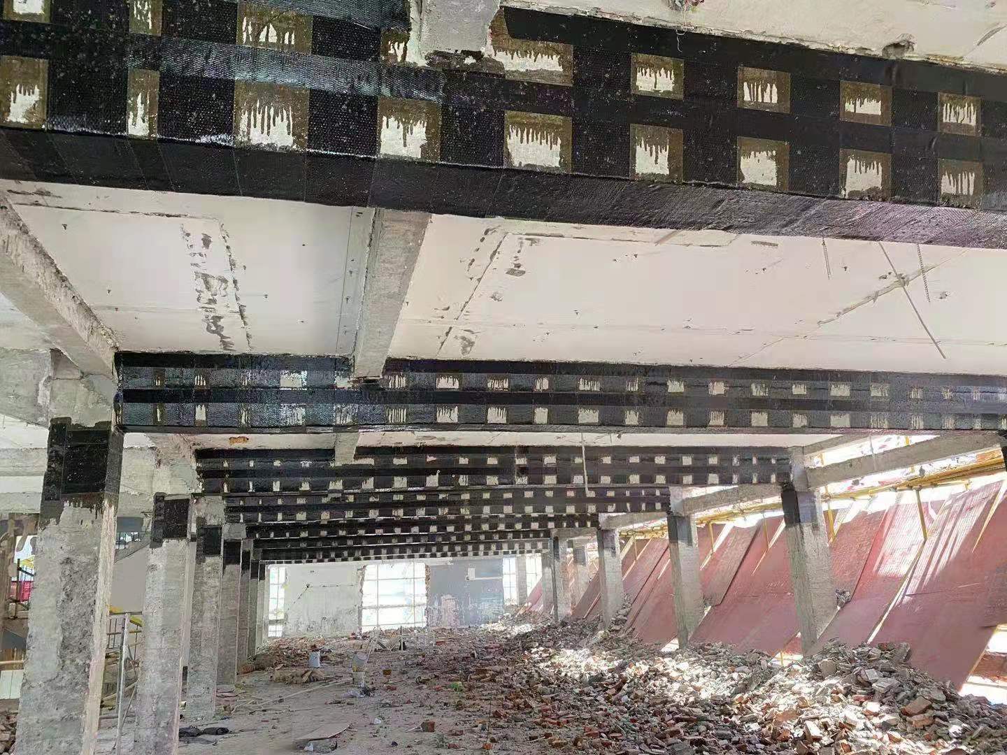 青白江碳纤维加固对症处理好房屋