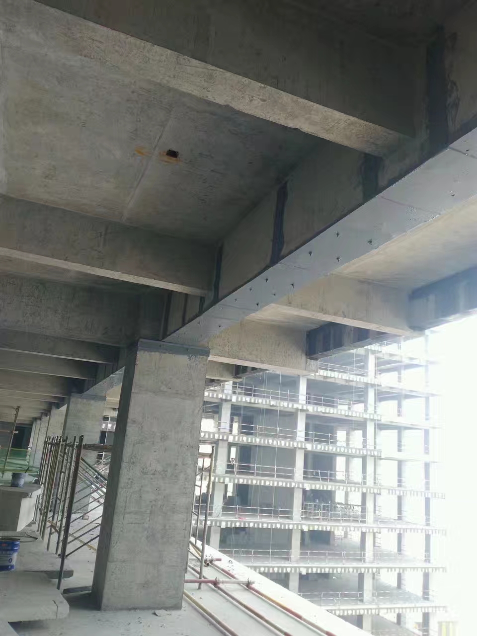 青白江房屋加固的费用高吗？
